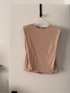 Babaton Shoulder Pad Tank